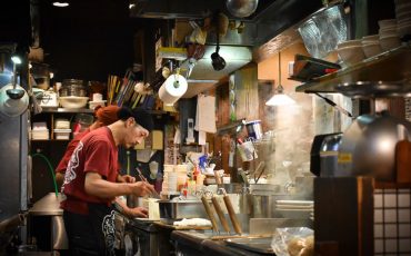 Peralatan Kitchen Utensil Beserta Fungsinya