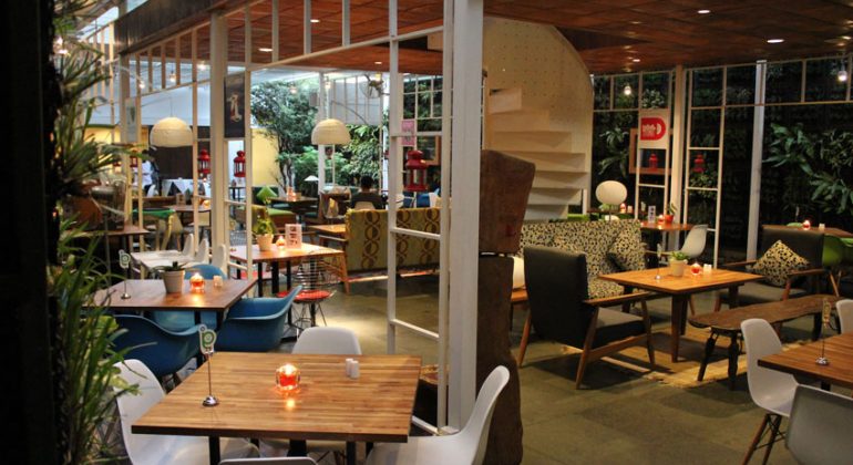 Layout Restoran Sederhana