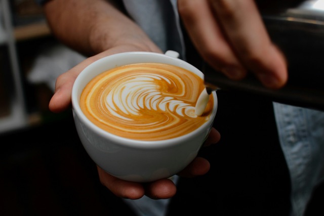 Teknik Dasar Latte Art