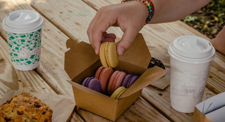 Kemasan Take Away Makanan