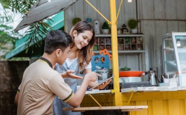 Merancang Buku Menu Restoran